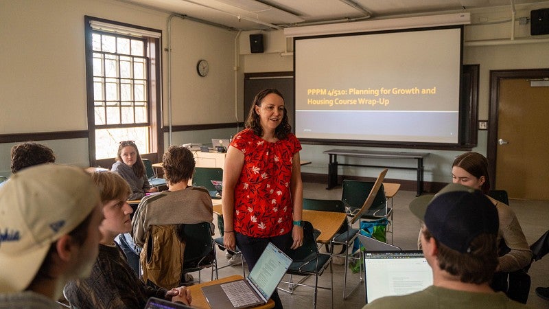 Rebecca Lewis teaching public policy class