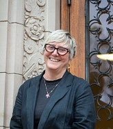 Carol Stabile headshot