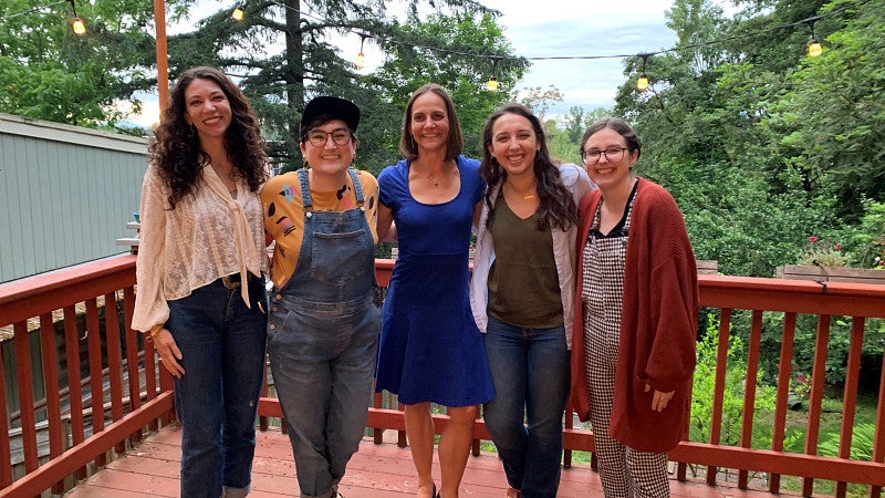maile hutterer with students